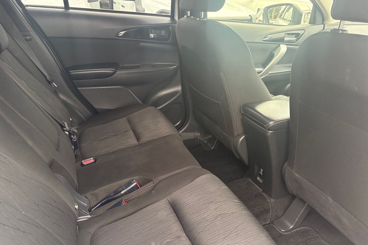 2019 Mitsubishi Eclipse Cross ES YA