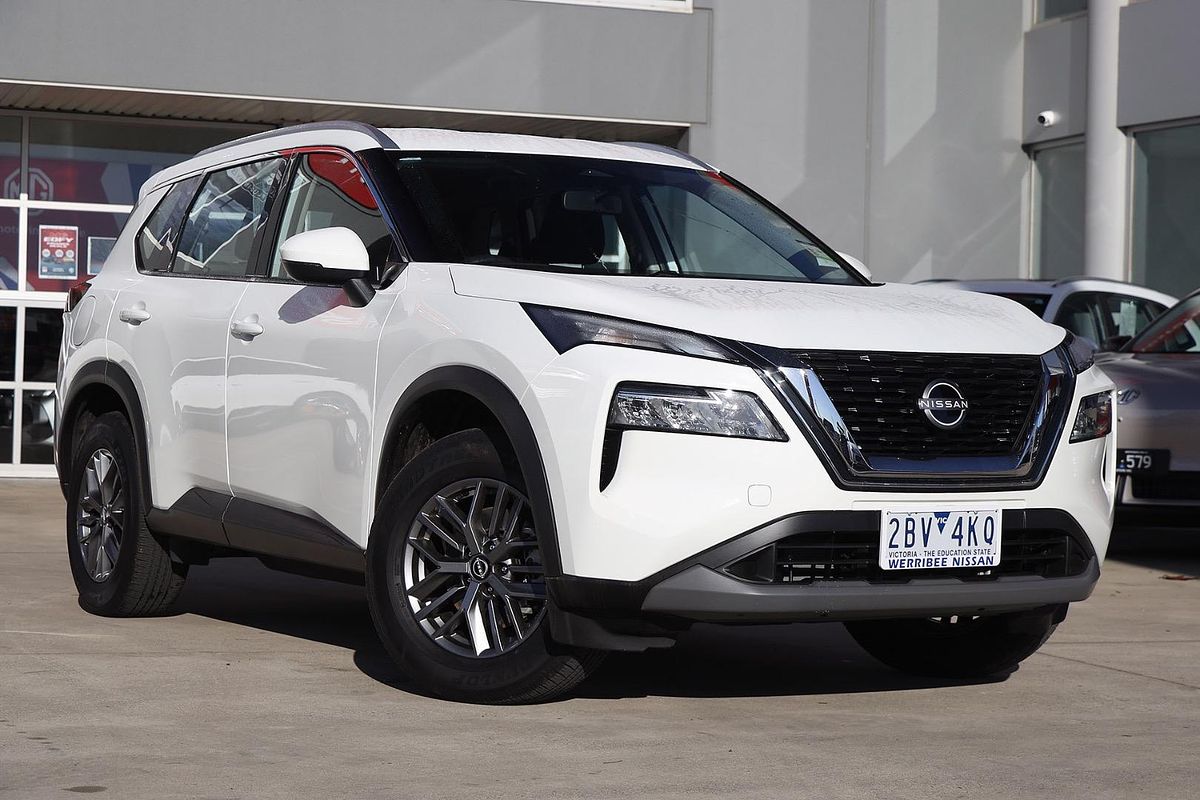 2024 Nissan X-TRAIL ST T33