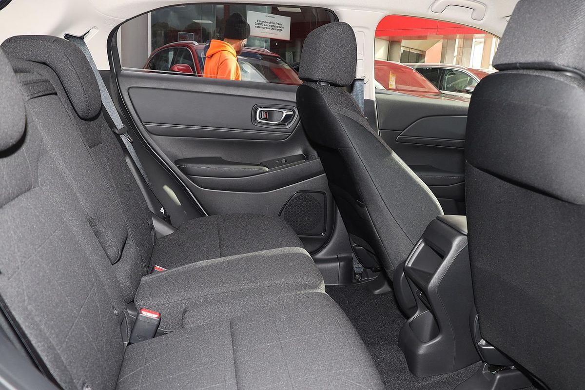 2025 Honda HR-V Vi X