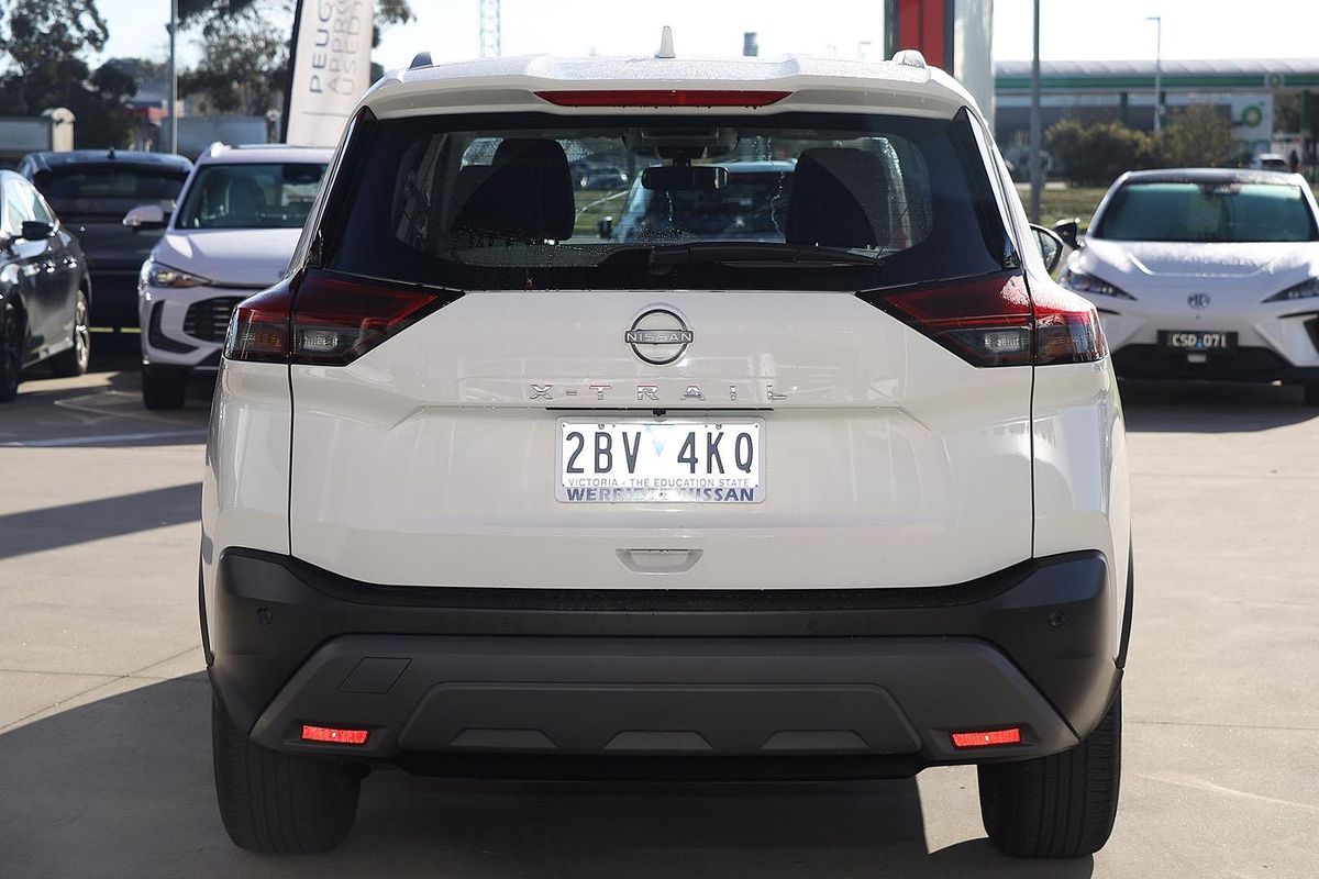 2024 Nissan X-TRAIL ST T33