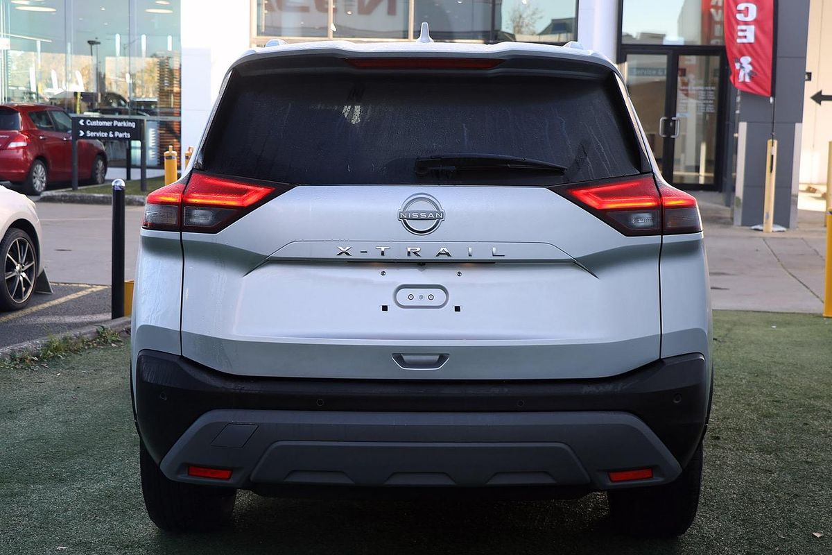 2024 Nissan X-TRAIL ST-L T33