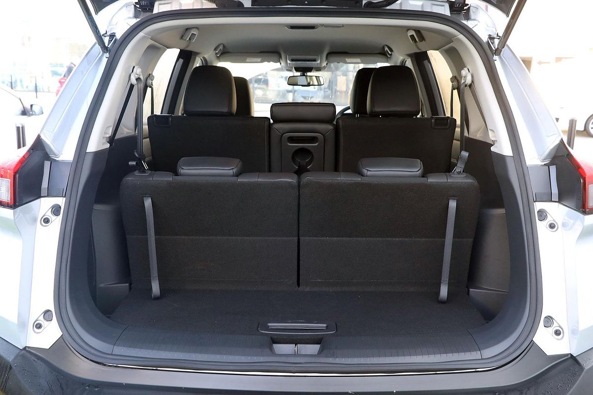2024 Nissan X-TRAIL ST-L T33