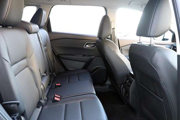 2024 Nissan X-TRAIL ST-L T33