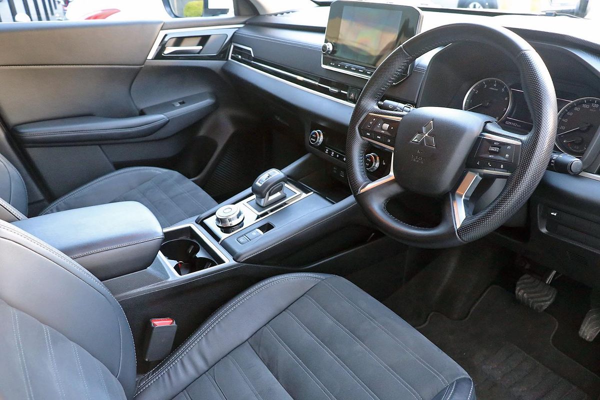 2022 Mitsubishi Outlander Aspire ZM