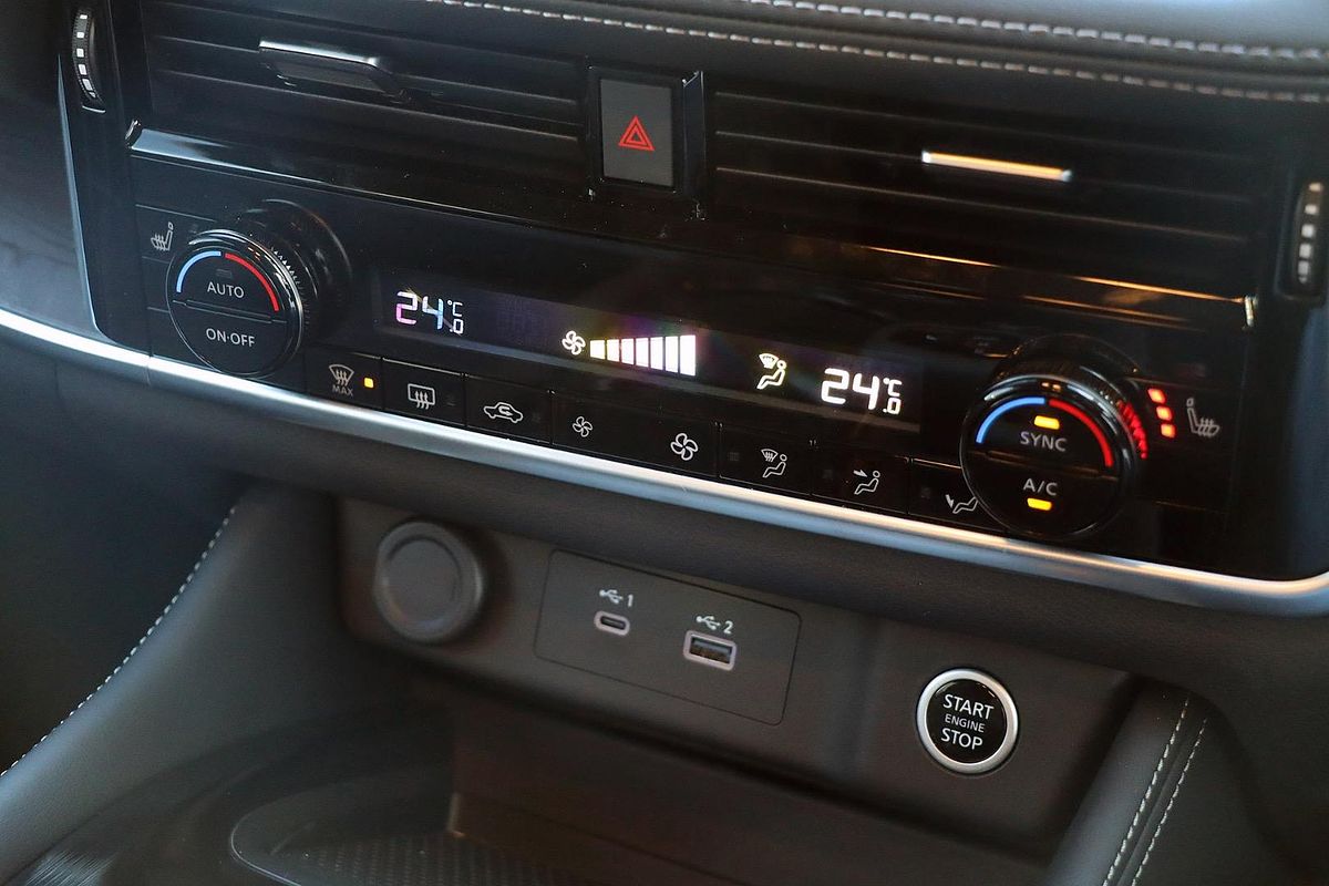 2024 Nissan X-TRAIL ST-L T33