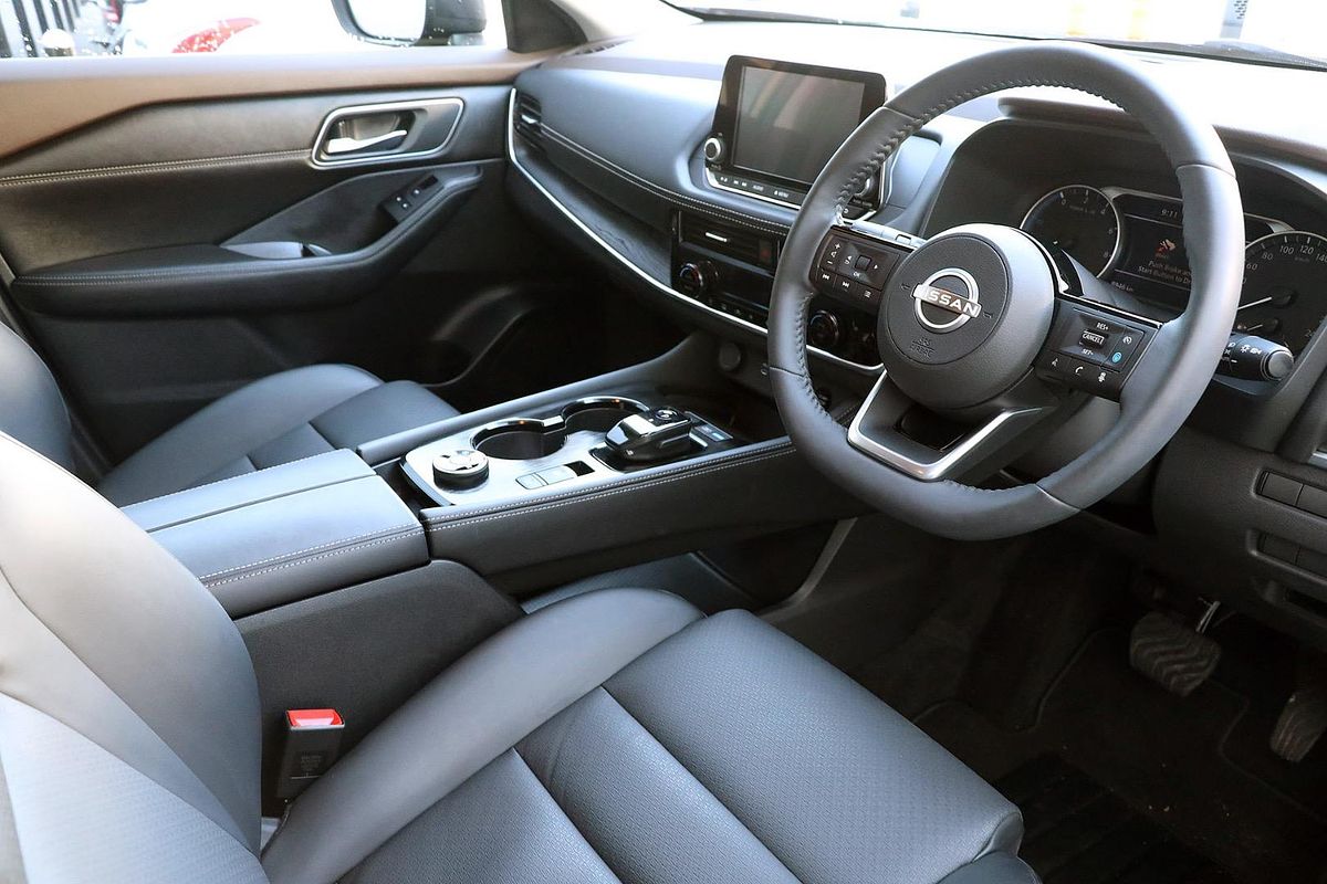 2024 Nissan X-TRAIL ST-L e-POWER T33