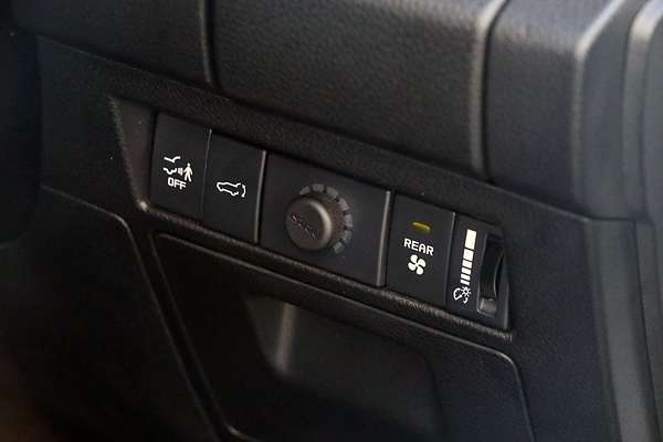 2024 Isuzu MU-X LS-T