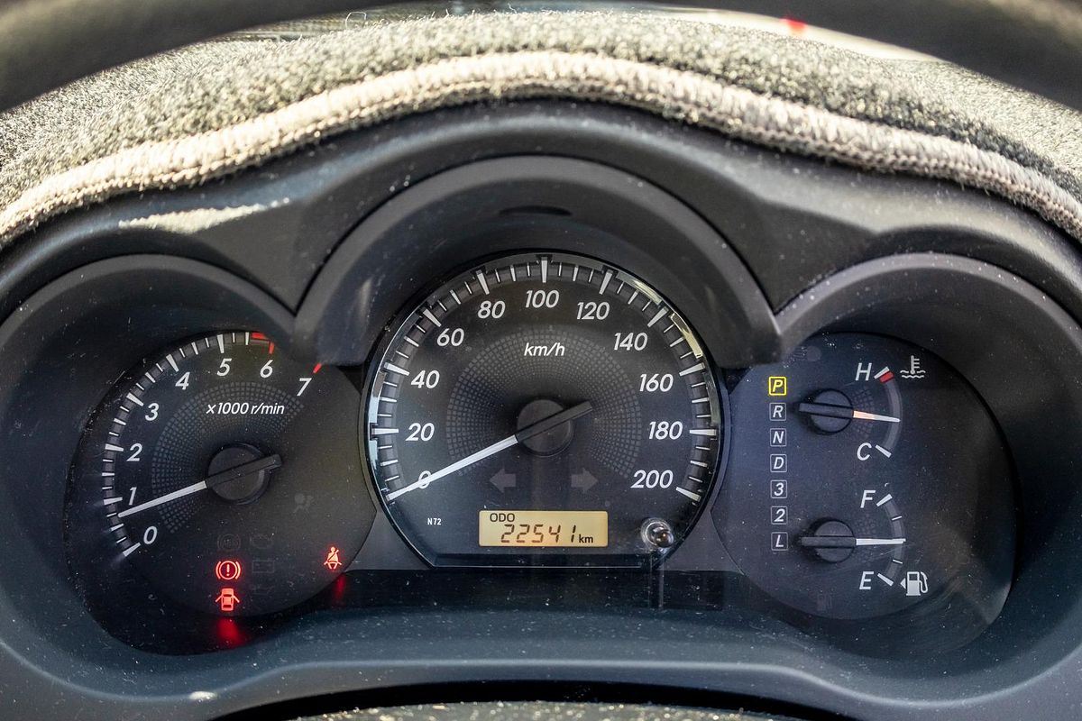 2014 Toyota Hilux Workmate TGN16R Rear Wheel Drive