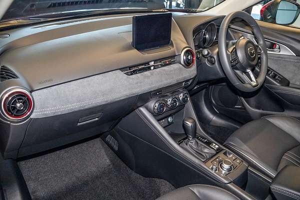 2025 Mazda CX-3 G20 Akari DK