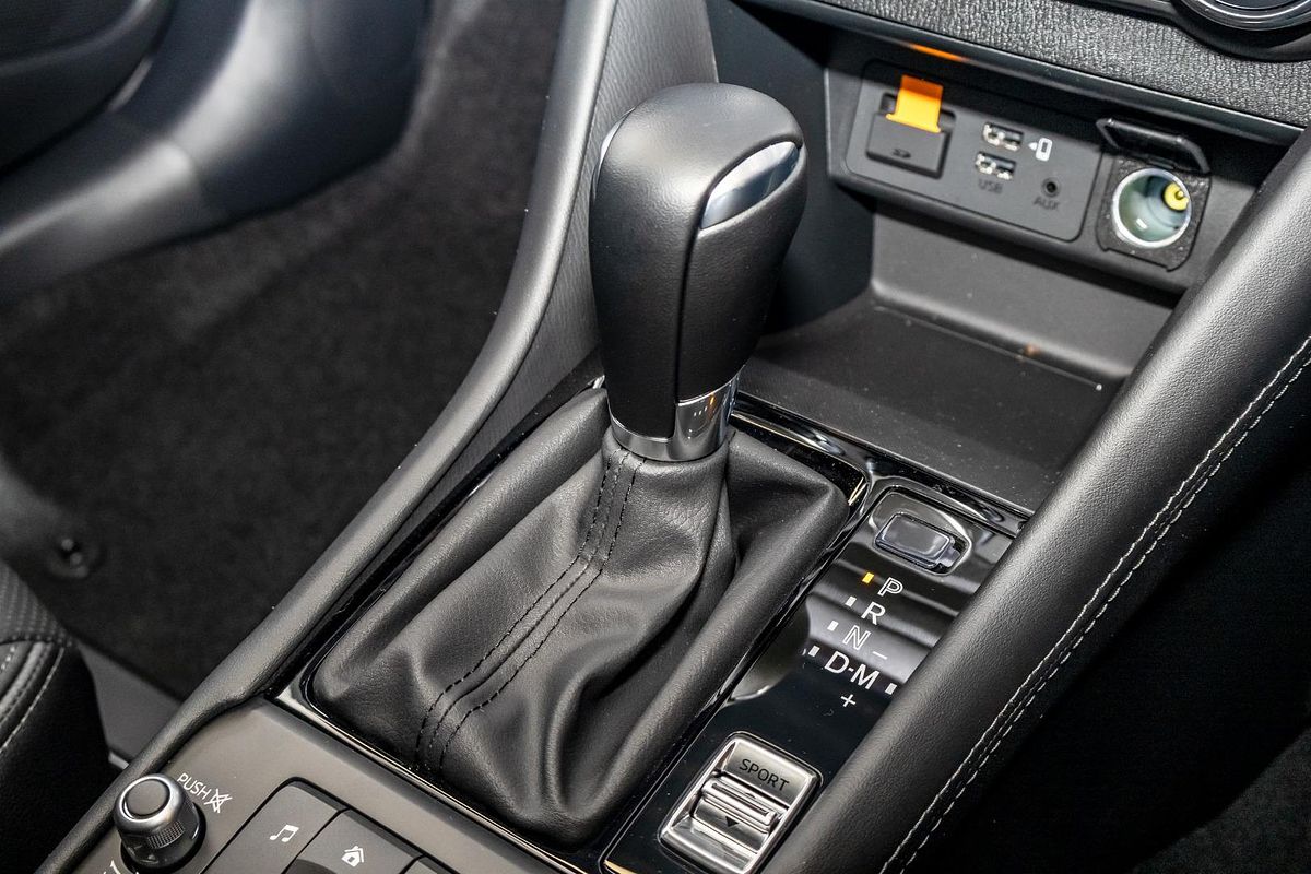 2025 Mazda CX-3 G20 Akari DK