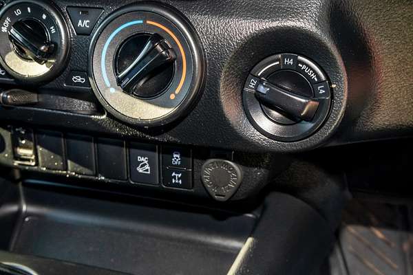 2022 Toyota Hilux SR GUN126R 4X4