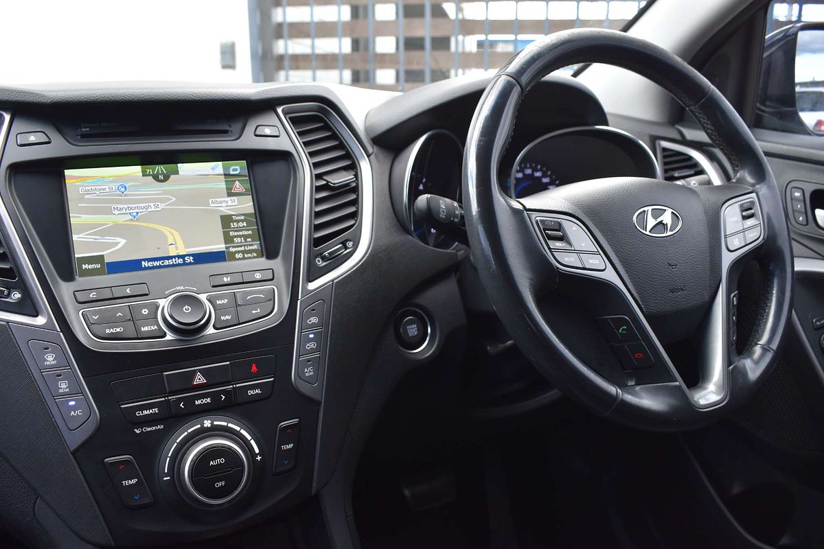 2013 Hyundai Santa Fe Highlander DM