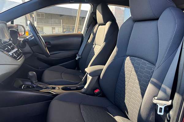 2022 Toyota Corolla Ascent Sport Hybrid ZWE211R