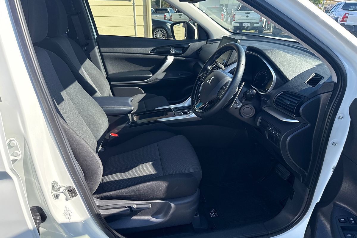 2024 Mitsubishi Eclipse Cross LS YB
