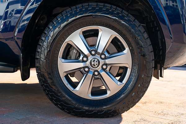 2023 Toyota Landcruiser VX FJA300R