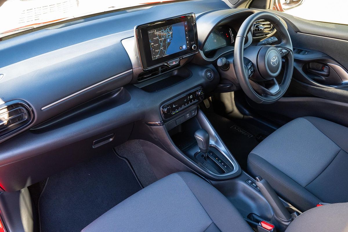 2024 Toyota Yaris SX Hybrid MXPH10R