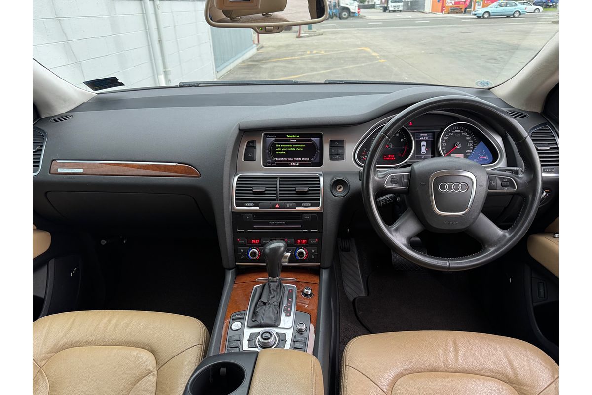 2011 Audi Q7 3.0T QUATTRO