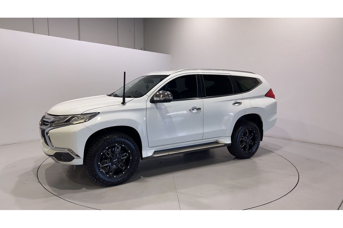 2017 Mitsubishi Pajero Sport GLS QE