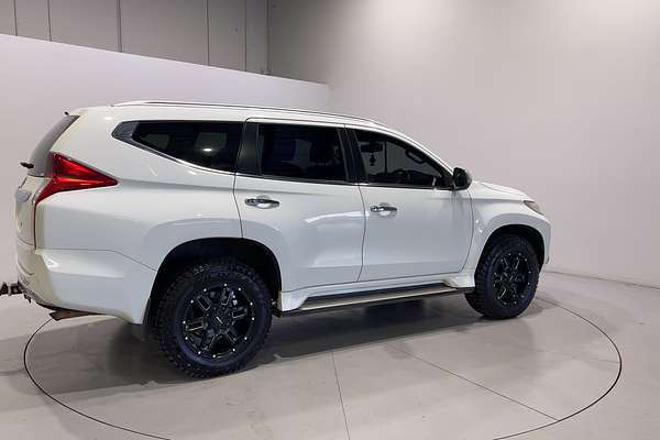 2017 Mitsubishi Pajero Sport GLS QE