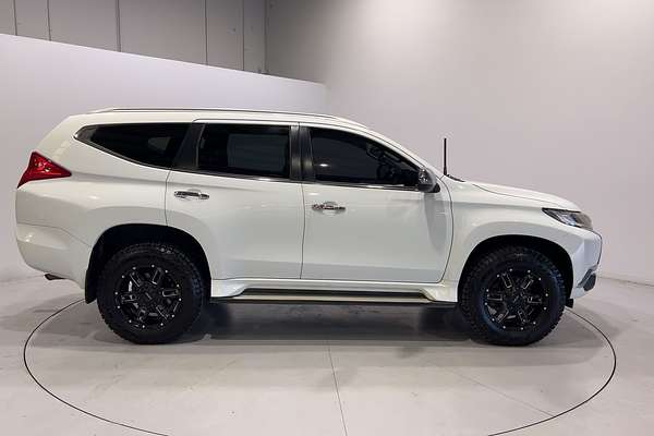 2017 Mitsubishi Pajero Sport GLS QE