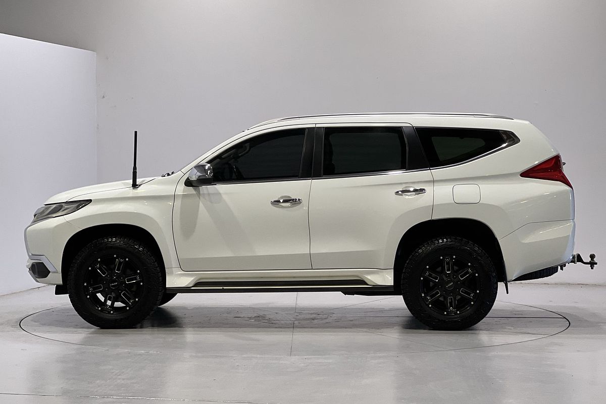 2017 Mitsubishi Pajero Sport GLS QE