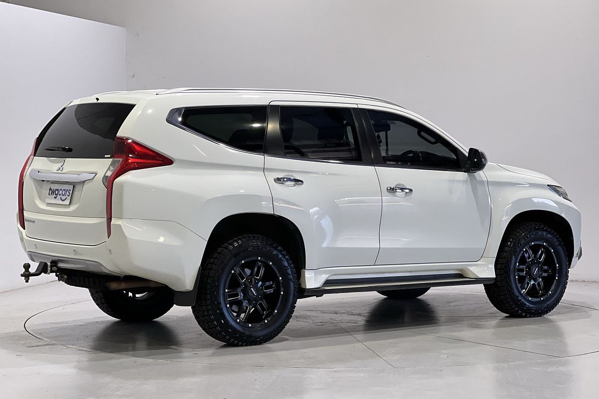 2017 Mitsubishi Pajero Sport GLS QE