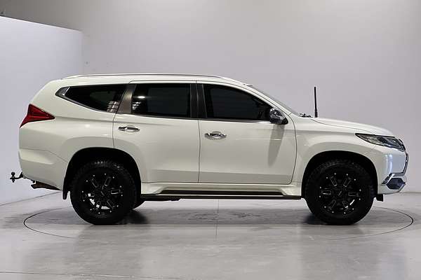 2017 Mitsubishi Pajero Sport GLS QE