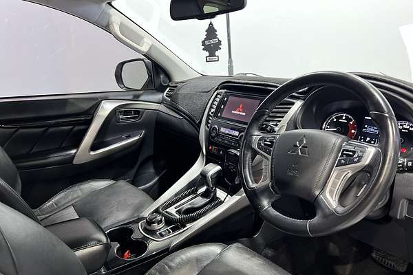 2017 Mitsubishi Pajero Sport GLS QE