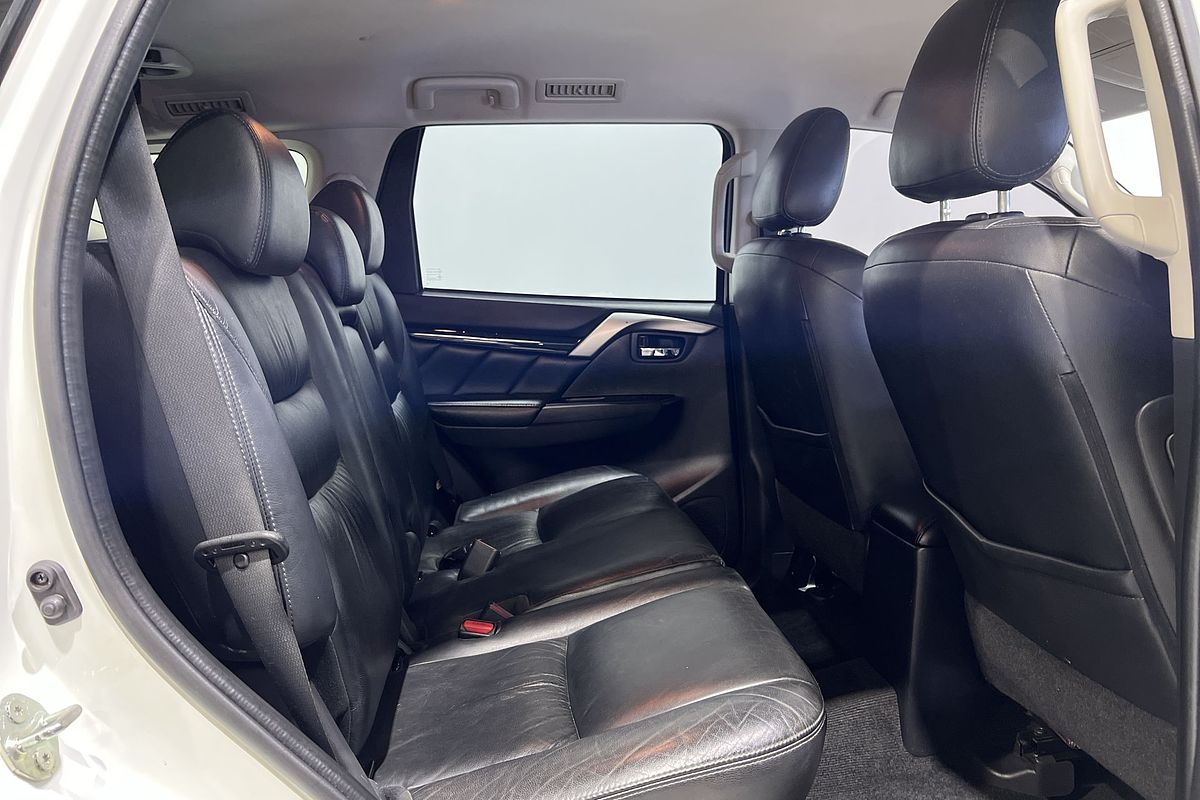 2017 Mitsubishi Pajero Sport GLS QE
