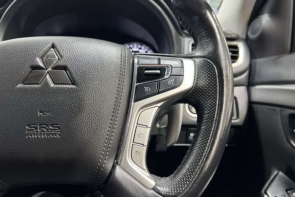 2017 Mitsubishi Pajero Sport GLS QE