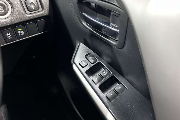 2017 Mitsubishi Pajero Sport GLS QE