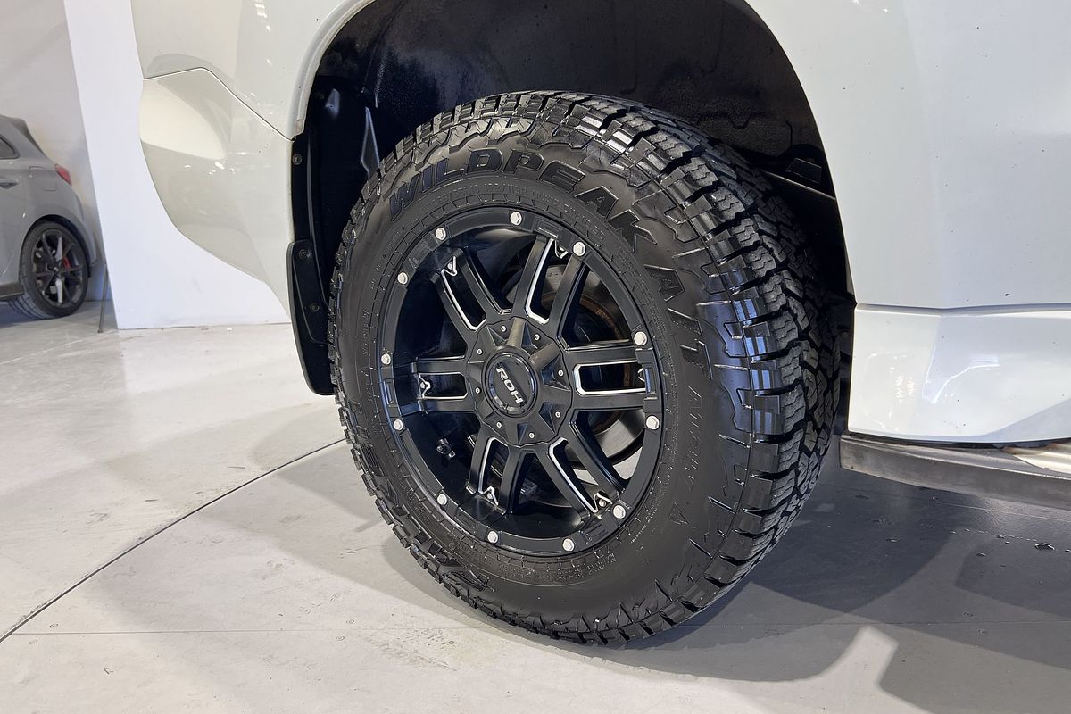 2017 Mitsubishi Pajero Sport GLS QE