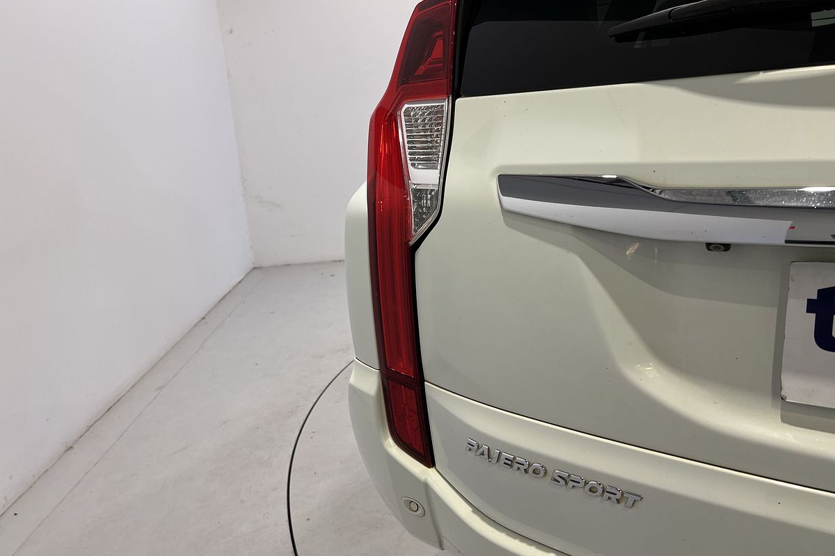 2017 Mitsubishi Pajero Sport GLS QE