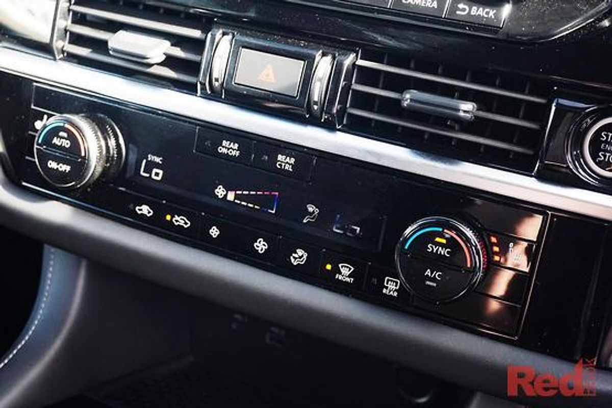 2024 Nissan Pathfinder ST-L R53