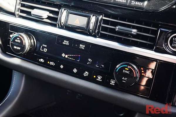 2024 Nissan Pathfinder ST-L R53