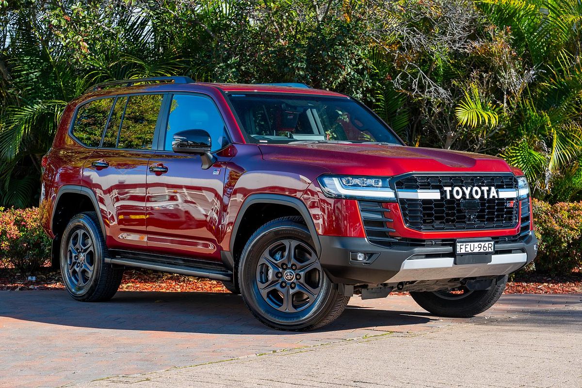 2023 Toyota Landcruiser GR Sport FJA300R