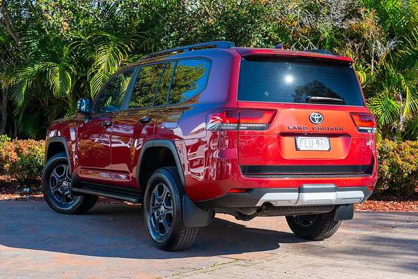 2023 Toyota Landcruiser GR Sport FJA300R