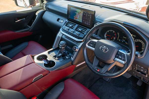 2023 Toyota Landcruiser GR Sport FJA300R