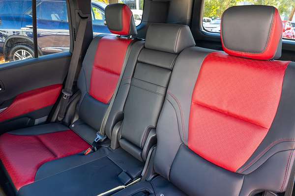 2023 Toyota Landcruiser GR Sport FJA300R