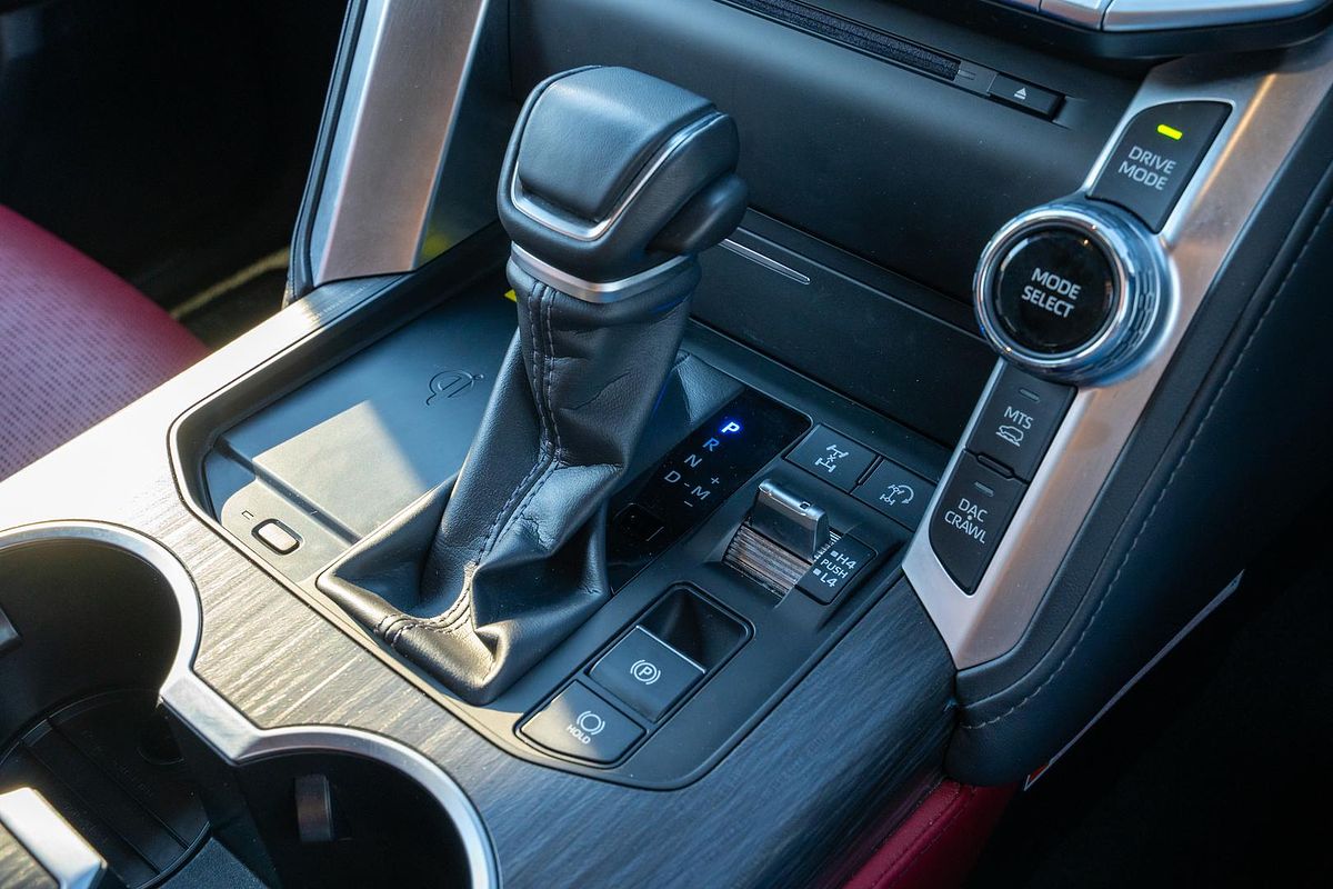 2023 Toyota Landcruiser GR Sport FJA300R