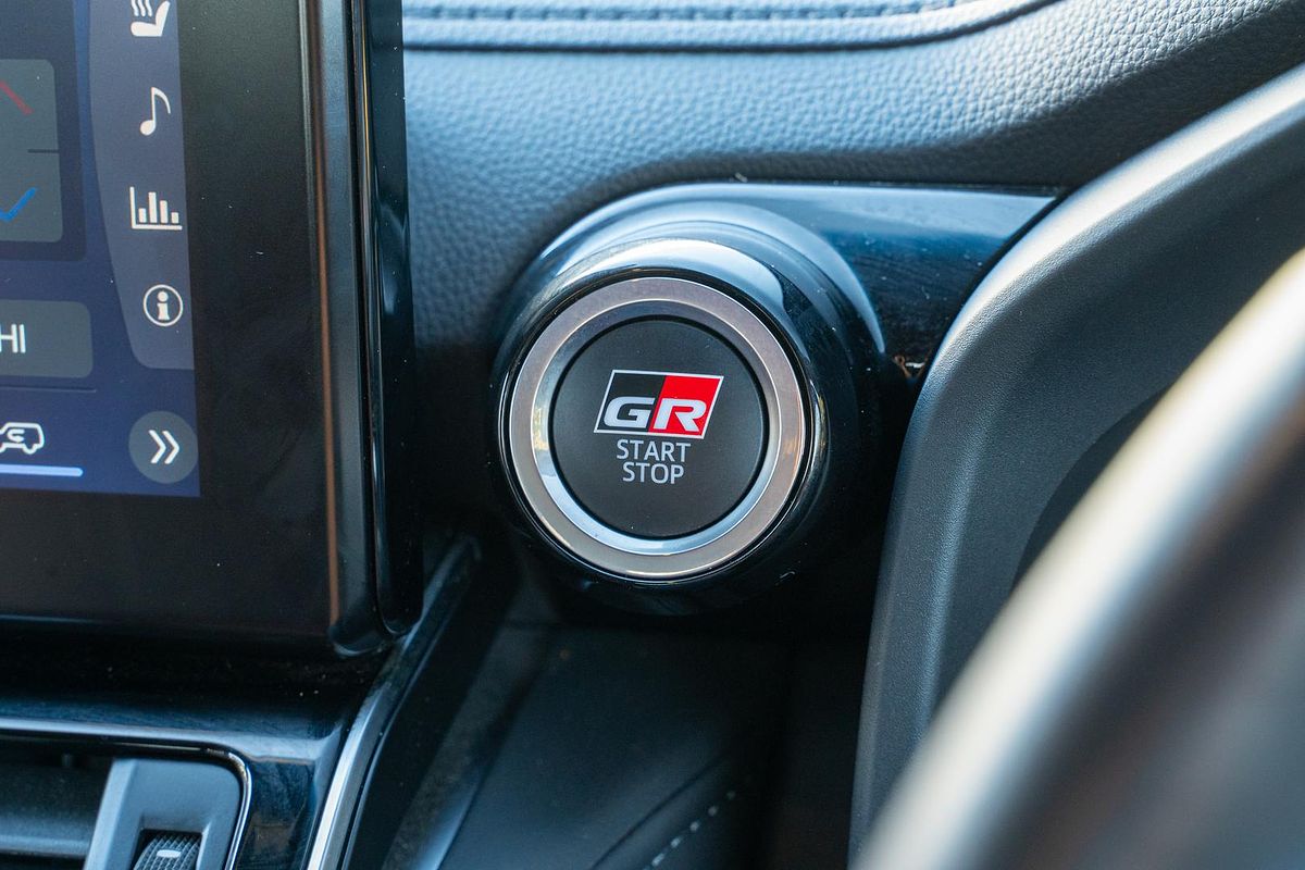 2023 Toyota Landcruiser GR Sport FJA300R