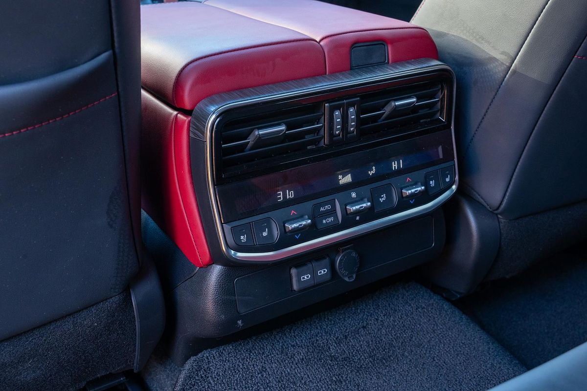 2023 Toyota Landcruiser GR Sport FJA300R