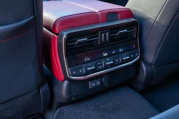 2023 Toyota Landcruiser GR Sport FJA300R