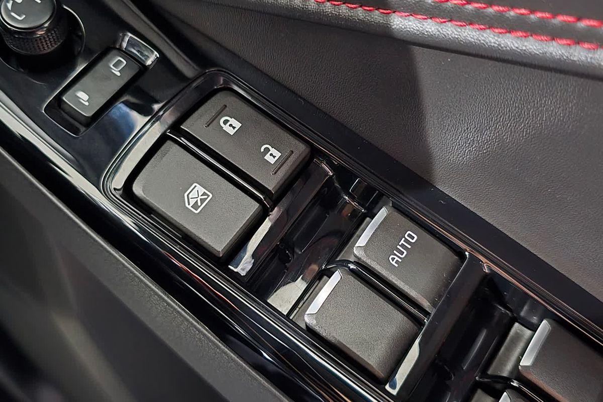 2022 Isuzu D-MAX D-MAX X-TERRAIN (4x4) TOR2Z22 4X4