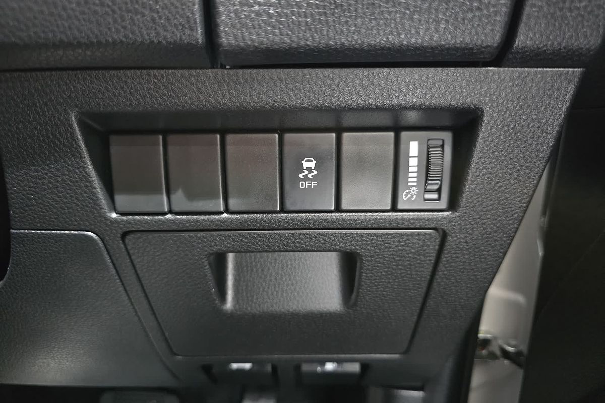 2022 Isuzu D-MAX D-MAX X-TERRAIN (4x4) TOR2Z22 4X4