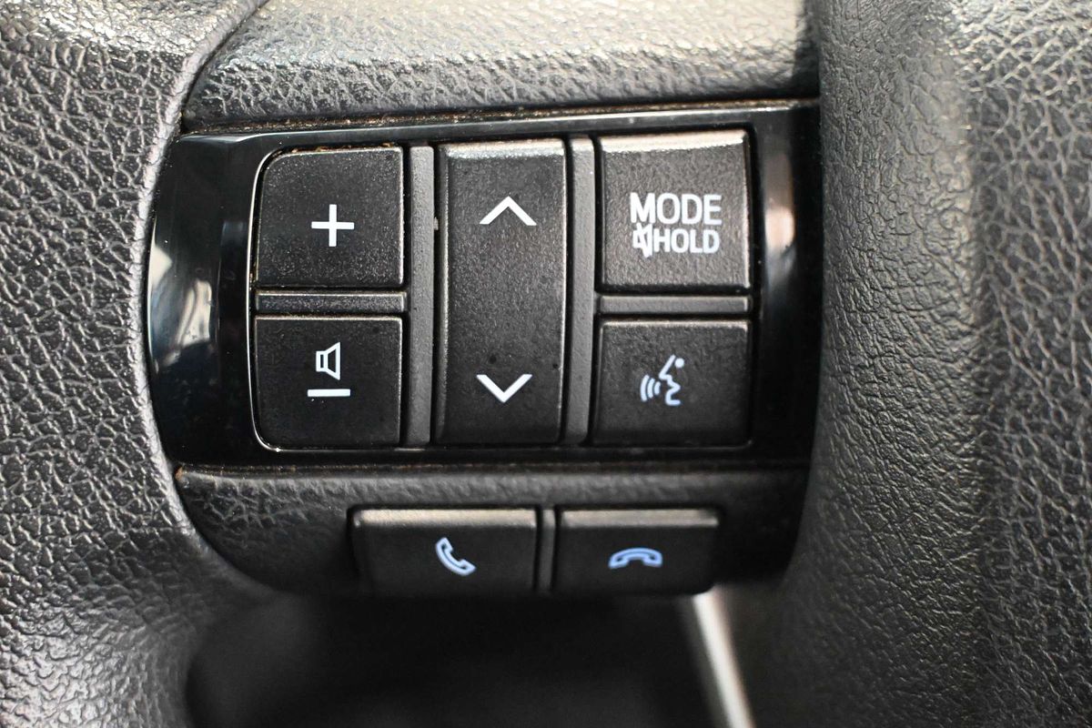 2019 Toyota Hilux SR GUN126R 4X4