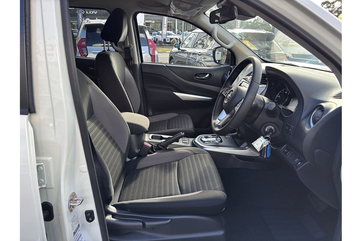 2024 Nissan Navara ST D23 4X4