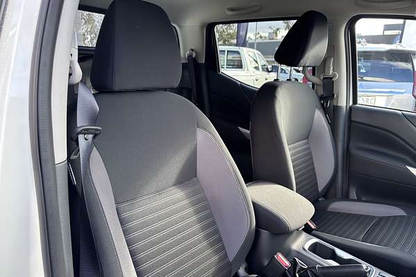 2024 Nissan Navara ST D23 4X4