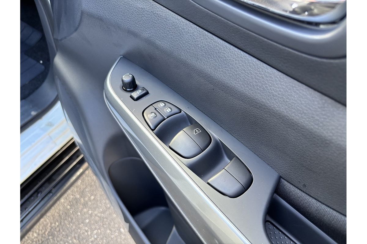 2024 Nissan Navara ST D23 4X4