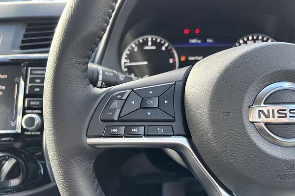 2024 Nissan Navara ST D23 4X4